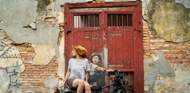 Motorradfahren mit Kindern – Mit dem Nachwuchs auf Spritztour Motorradfahren mit Kindern, motorräder, frau, graffiti