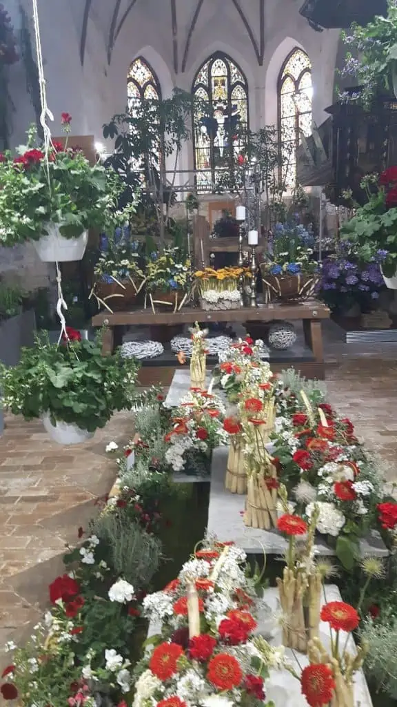 LAGA-Beelitz-Blumenkirche-St.-Marien-St.-Nikolai-k-576x1024-2