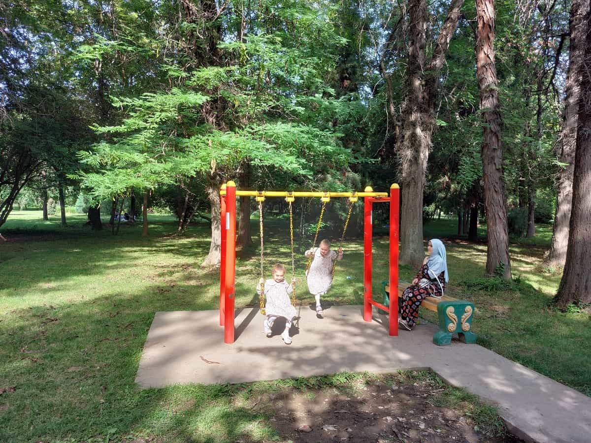 Im Botanischen Garten von Dushanbe. Foto: Dr. Ronald Keusch