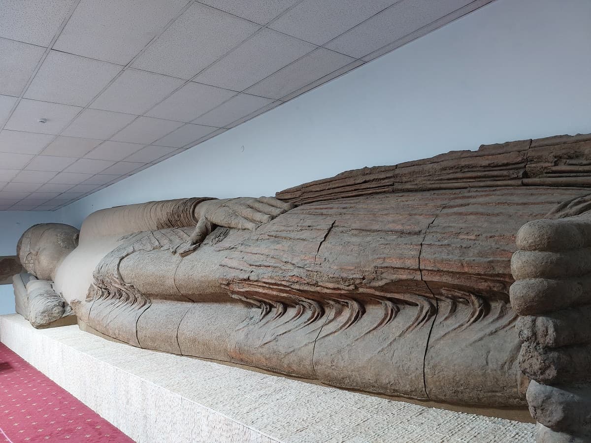 Liegender Buddha. Foto: Dr. Ronald Keusch