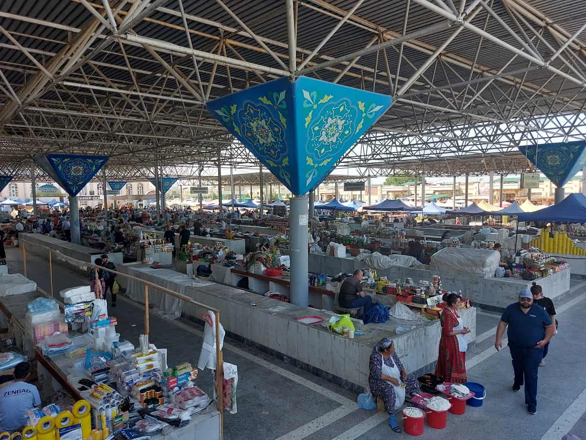 Auf dem Basar. Foto: Dr. Ronald Keusch