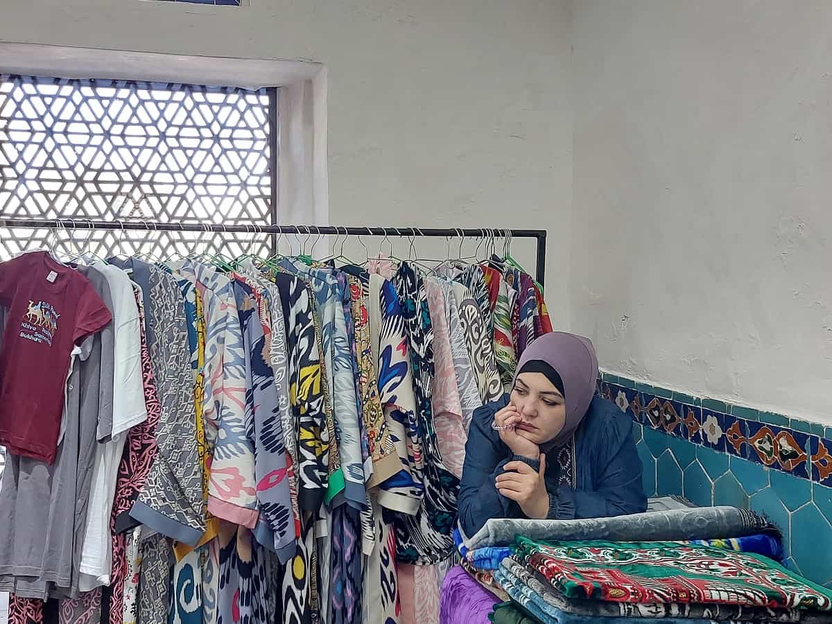 Müde Händlerin. Foto: Dr. Ronald Keusch