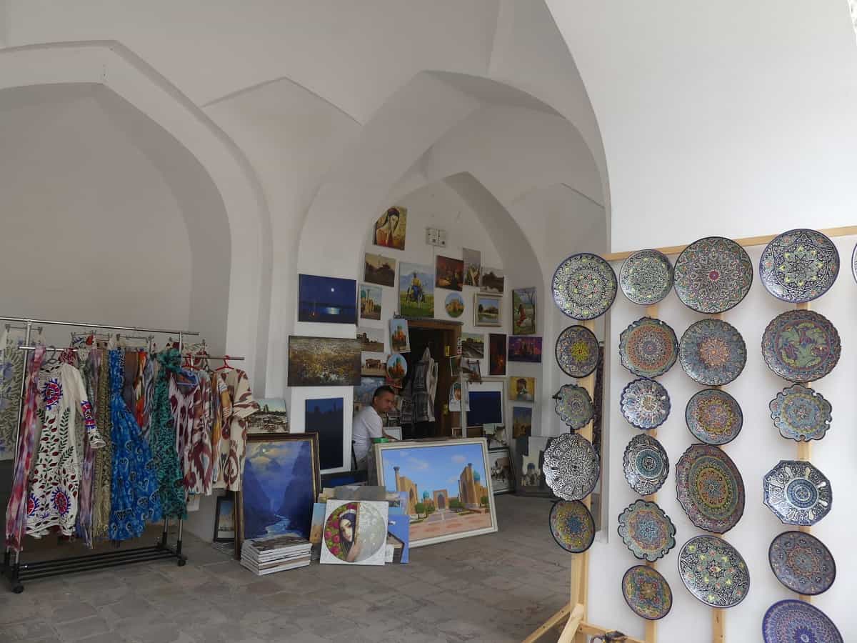 Basar-Läden im Imam-Komplex. Foto: Dr. Ronald Keusch