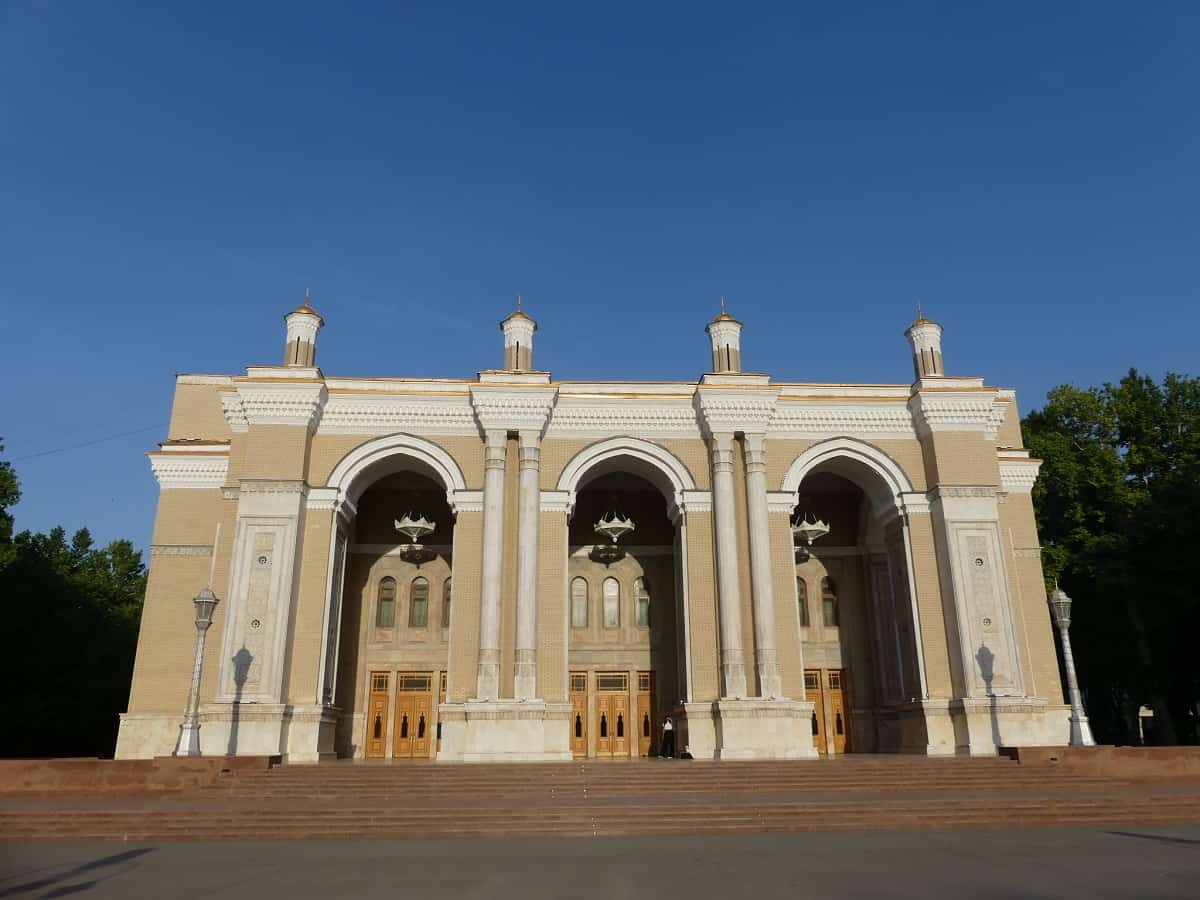 Das Opernhaus Alisher Navoi. Foto: Dr. Ronald Keusch