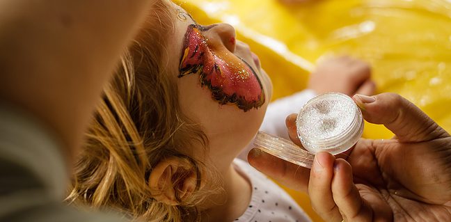Schminktipps für Kinder gesichtsmalerei, kind, schminke