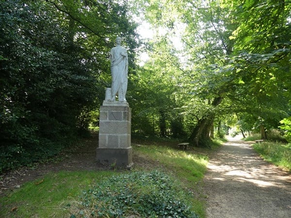 Skulptur eines römischen Senators