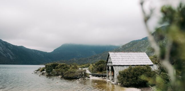 Top 20 Sehenswürdigkeiten von Chile für den Familienurlaub Photo Family hiking