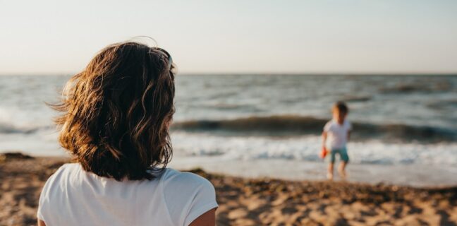 Top 20 Sehenswürdigkeiten von Dominikanische Republik für den Familienurlaub Photo Family at beach