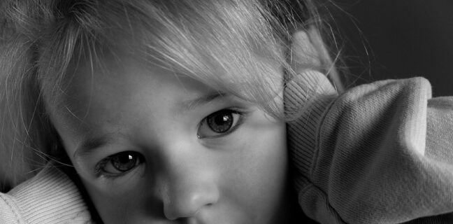 Tipps gegen Burnout in der Kindererziehung Photo Stressed parent