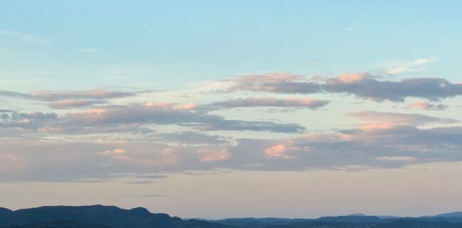Top 20 Sehenswürdigkeiten von Norwegen für den Familienurlaub Photo Norwegian Fjords