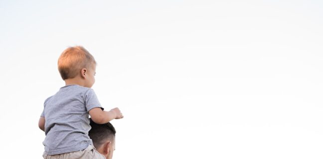Top 20 Sehenswürdigkeiten von Paraguay für den Familienurlaub Photo Family at Iguazu Falls