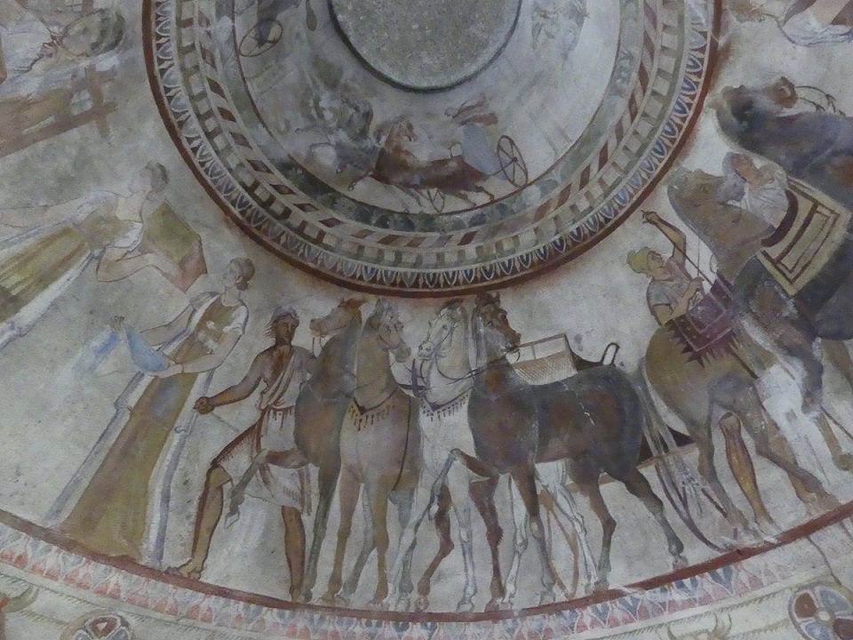 Wandmalereien im thrakischen Grabmal von Kazanlak