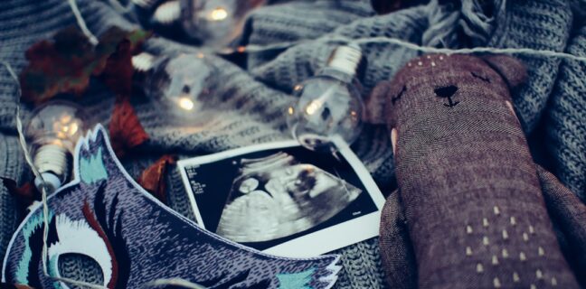 8. ssw. Einfach alles, was Du über die 8. Schwangerschaftswoche wissen musst. Photo Ultrasound scan