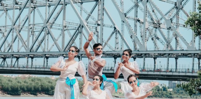 Indigene Kindererziehung: Wie du deine Kinder liebevoll und respektvoll erziehst Photo Traditional dance