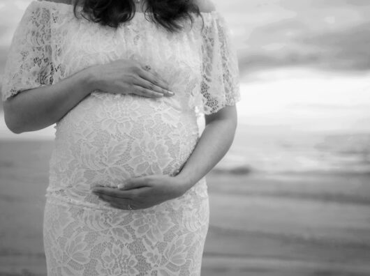 38. ssw. Einfach alles, was Du über die 38. Schwangerschaftswoche wissen musst. Photo Baby bump