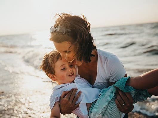 39. ssw. Einfach alles, was Du über die 39. Schwangerschaftswoche wissen musst. Photo Pregnant woman