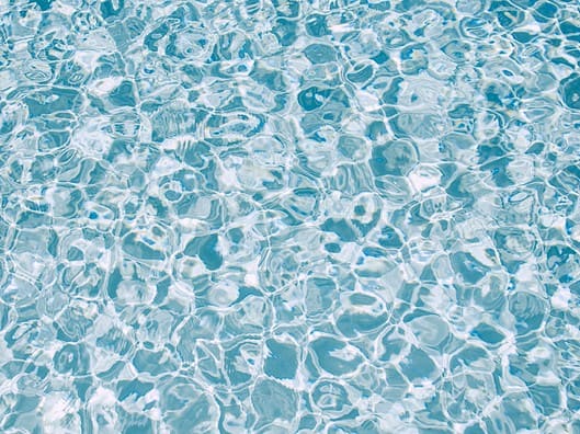 Meine Wassergeburt Erfahrungen: Entspannung und Geborgenheit Photo Water birth