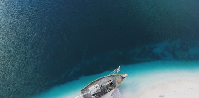 Top 20 Sehenswürdigkeiten von Haiti für den Familienurlaub Photo Haitian beach