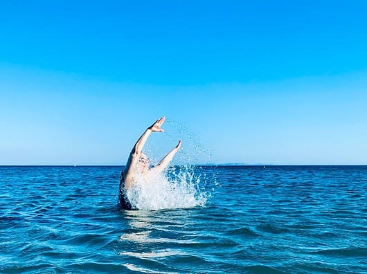 Wassergeburt Kosten: Was du wissen solltest Photo Water birth