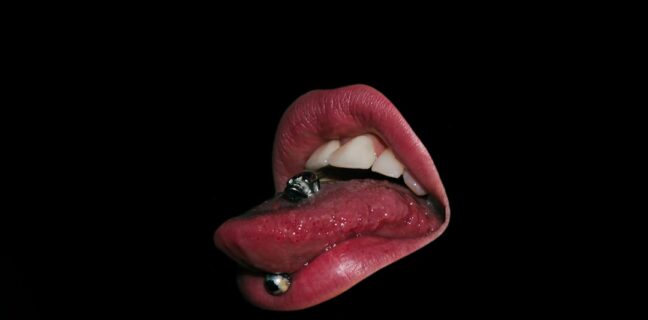 Falsche Zungenruhelage bei Erwachsenen: Was du wissen musst Photo Tongue position