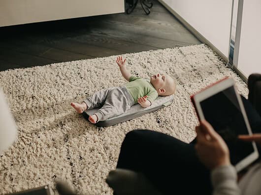 Babyschlaf am Tag: Tipps für einen erholsamen Mittagsschlaf Photo Napping baby