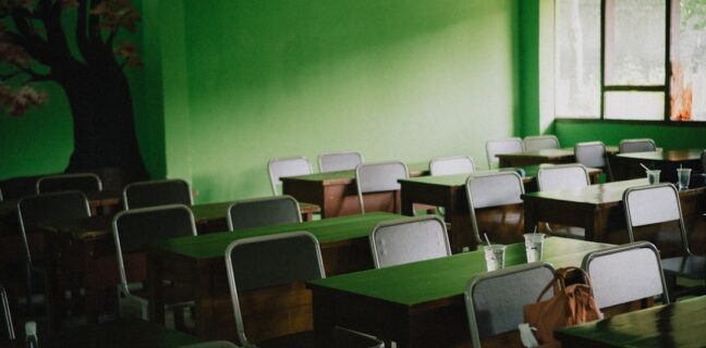 Das finnische Schulsystem: Ein Blick in die Bildungswelt. Photo Classroom setting