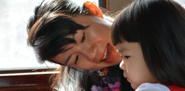 Abstillen mit 2 Jahren: Tipps für den sanften Übergang Photo Mother and child