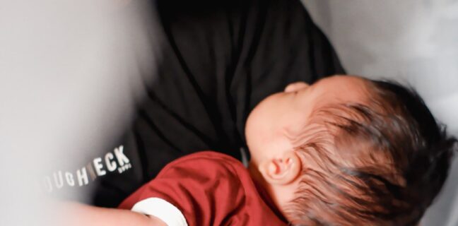 Hebamme Wochenbett: Deine Unterstützung nach der Geburt Photo Newborn baby