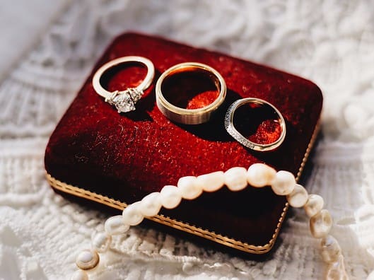 Alles über die Trauung: Was du wissen musst Photo Wedding rings