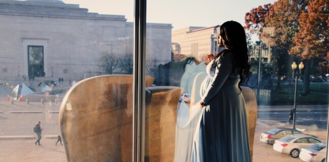 Brauchst du eine Hebamme? Photo pregnant woman