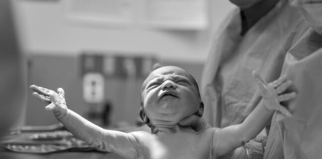 Hebamme für Hausgeburt: Dein Begleiter bei der Geburt Photo Home birth