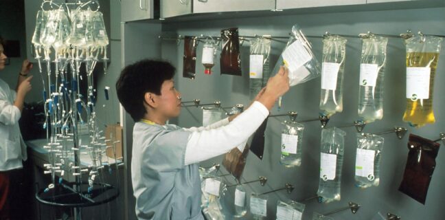 Alles, was du über die Chemotherapie bei Darmkrebs wissen musst Photo Chemotherapy infusion