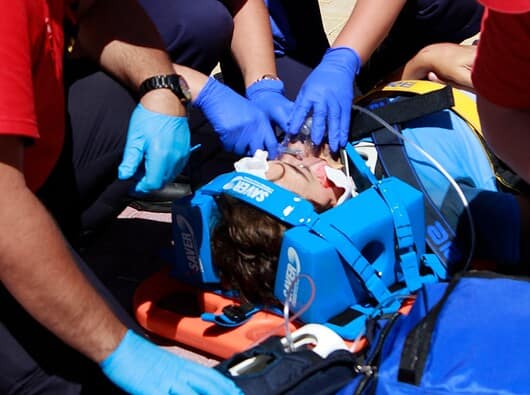 Wie frische ich meine Erste-Hilfe-Kenntnisse auf? Photo "How can I refresh my first aid knowledge?"