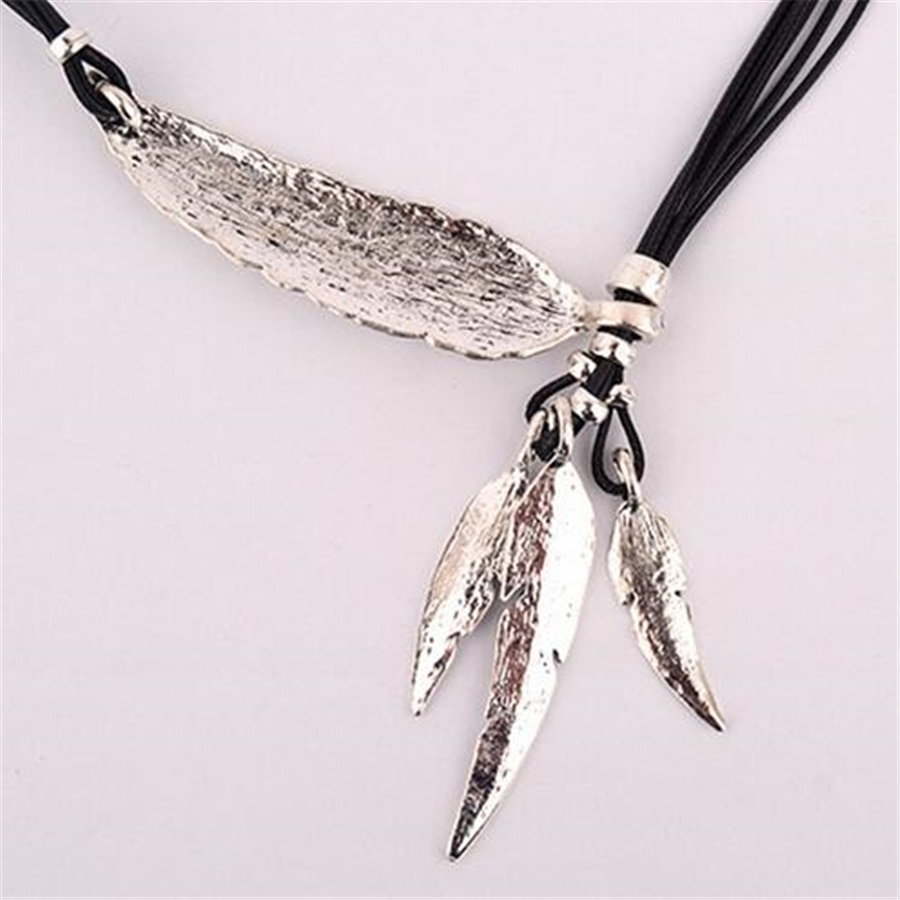Collier amérindien plume – Image 6