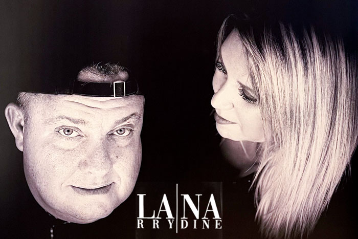 TIMELESS | LARS & NADINE