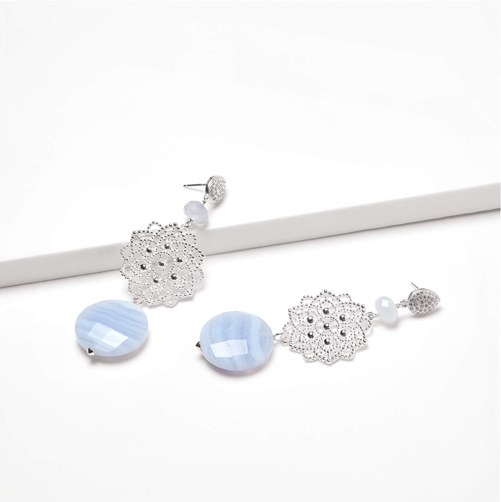 Neptuno chalcedony Earrings