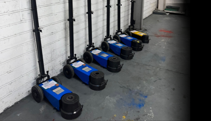 Hydraulic Jack load testing