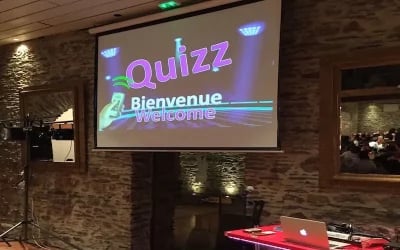 Organiser un cocktail animé à Biarritz ou Bayonne : musique, photobooth, jeux interactifs