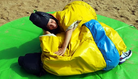 costumes-sumo-combat-gonflables-aquitaine-EVJH-EVJF costumes-sumo-combat-gonflables-aquitaine-evjh-evjf