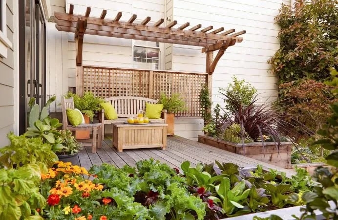 Small Backyard Landscaping Ideas for a Stunning Outdoor Space 2 Small Backyard Landscaping Ideas for a Stunning Outdoor Space 1