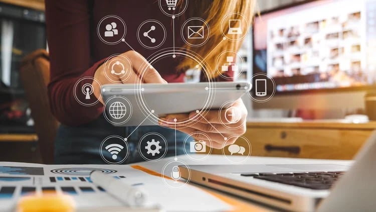 Work Smarter: AI Tools to Maximize Small Business Efficiency 4 Work Smarter AI Tools to Maximize Small Business Efficiency 4