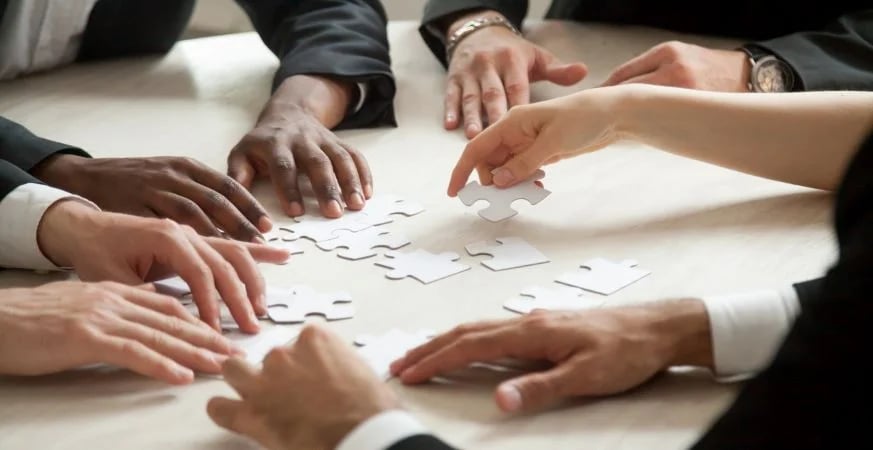 Client Relationships Guide: Ways to Build Strong Relationships with Clients 6 Digital Transformation Solutions Building a new digital world 5