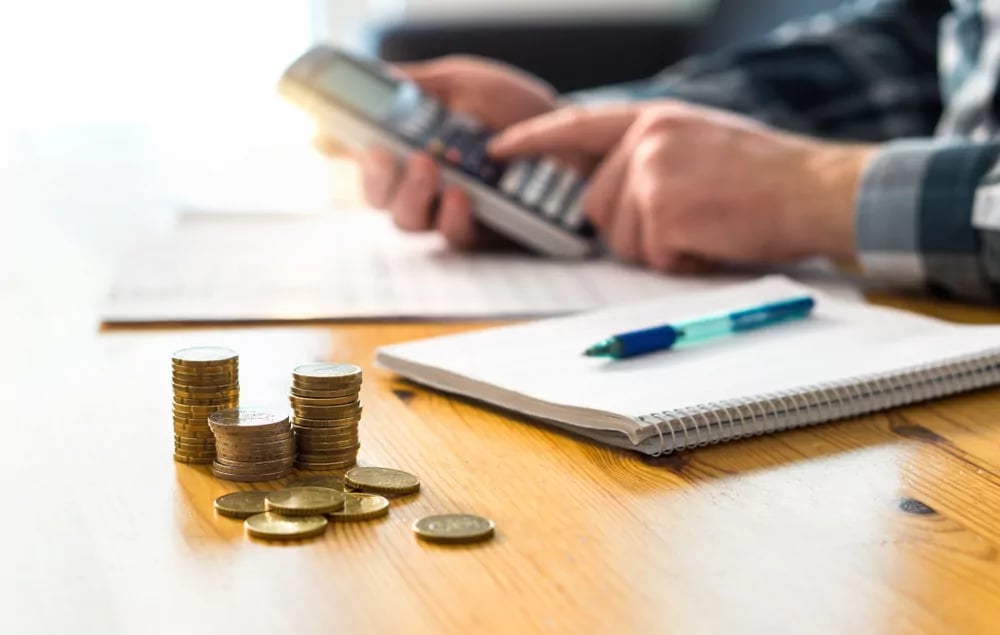 Targeting Your ‘Ideal’ Audience with Social Media Advertising 7 Targeting Your ‘Ideal Audience with Social Media Advertising 7