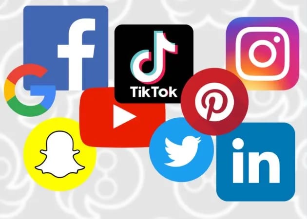 Unleash the Secret to Boosting Your Brand and ROI on Social Media! 1 Discover How to Build a Social Media Strategy That Effectively Increases Brand Awareness and Delivers Real ROI