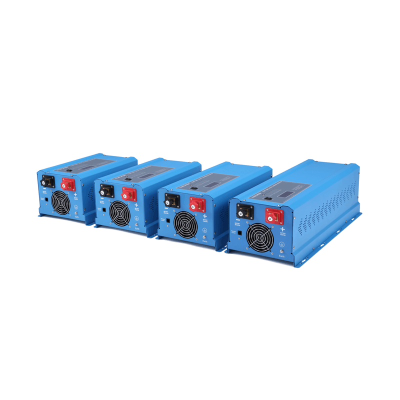ארבע יחידות COSUPER 4000W 24/48V חד פאזי משולבות מכאניות/מטען הכוללות מאווררי קירור משולבים ולוחות בקרה עם תווית - ציוד אנרגיה סולארית אידיאלי לחניונים, קראוונים, או כל מי שמחפש ייצור חשמל פוטו-וולטאי נייד אמין ותשתית אנרגיה מתחדשת בדרכים.