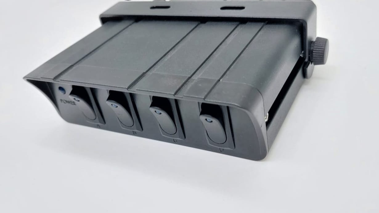 קופסת מפסקים 12/24V