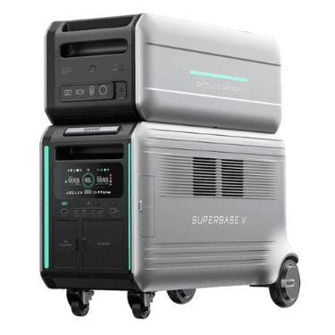 תחנת כוח ניידת מדגם Zendure SuperBase 4600 ליישומי אנרגיה מתחדשת, המציגה צגים דיגיטליים, בקרות בקרה, גלגלים לניידות ויחידת סוללת לוויינית ניתנת להסרה המוערמת מעל - אידיאלית לאחסון אנרגיה סולארית ושילוב עם מערכות פוטו-וולטאיות כחלק מתשתית לייצור חשמל בת קיימא.