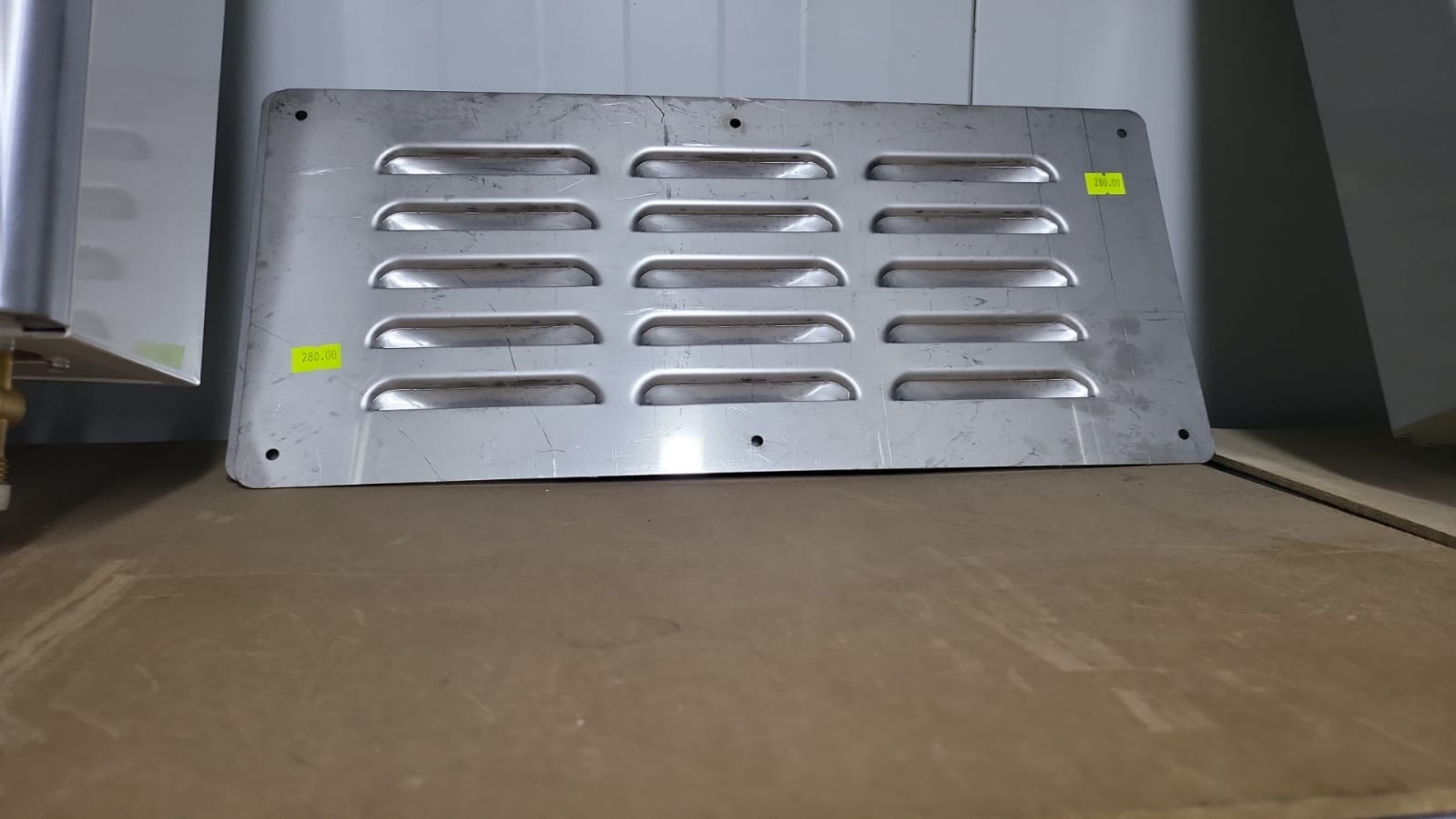 תריס אוורור נירוסטה