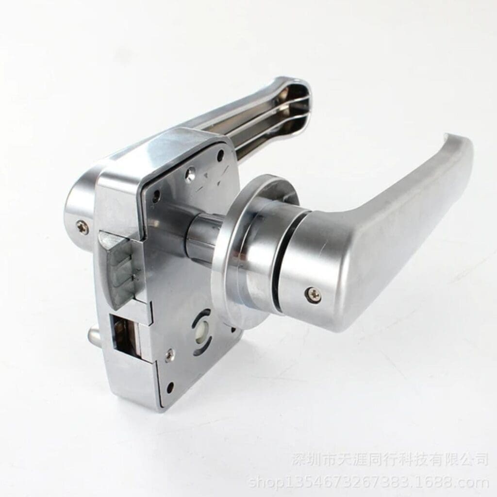 מנעול לדלת שירותים/מקלחת בקרוואן