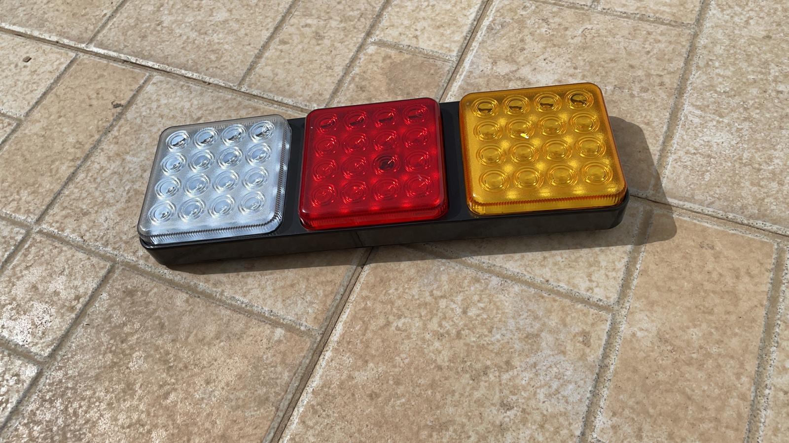 ⁦תאורה אחורית לקרוואן/עגלה נגררת⁩ – תמונה ⁦2⁩